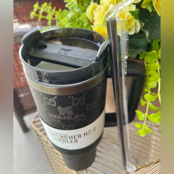 GG Inspired The Quencher H2.0 Flowstate™ Tumbler - Picture 6 of 6